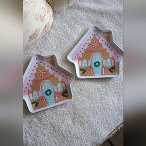 2 Gingerbread House Holiday Plates - Pink and Brown